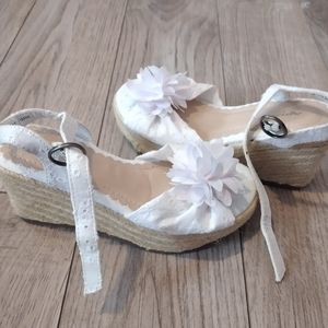 Girls white sandals